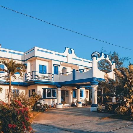 Club Monet Beachfront Resort By Cocotel Cabangan 외부 사진