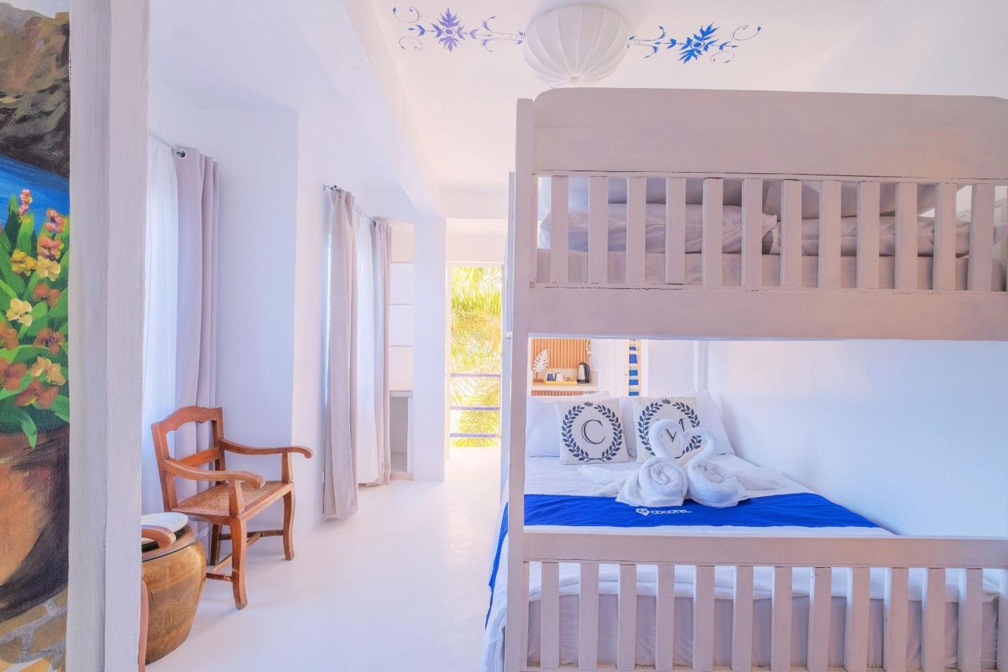 Club Monet Beachfront Resort By Cocotel Cabangan 객실 사진